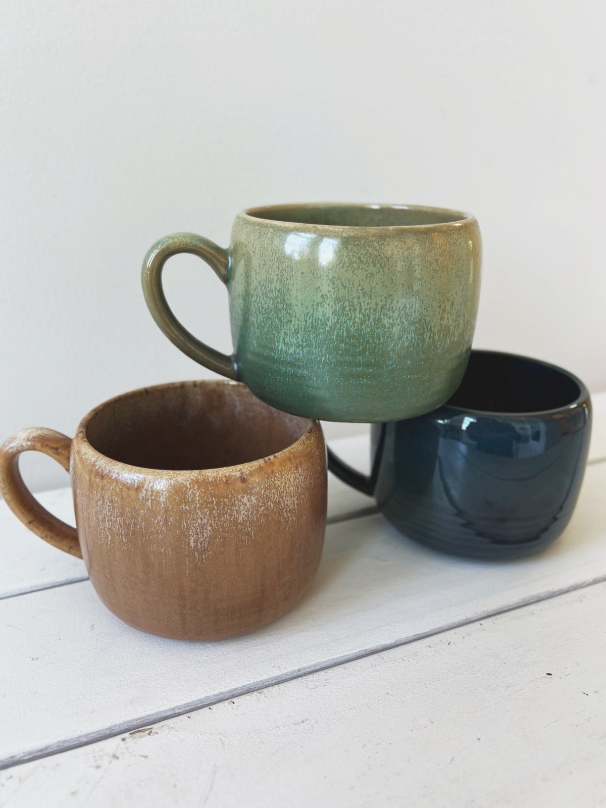 Short Reactive Glaze Stoneware Mug - Spring Sweet
