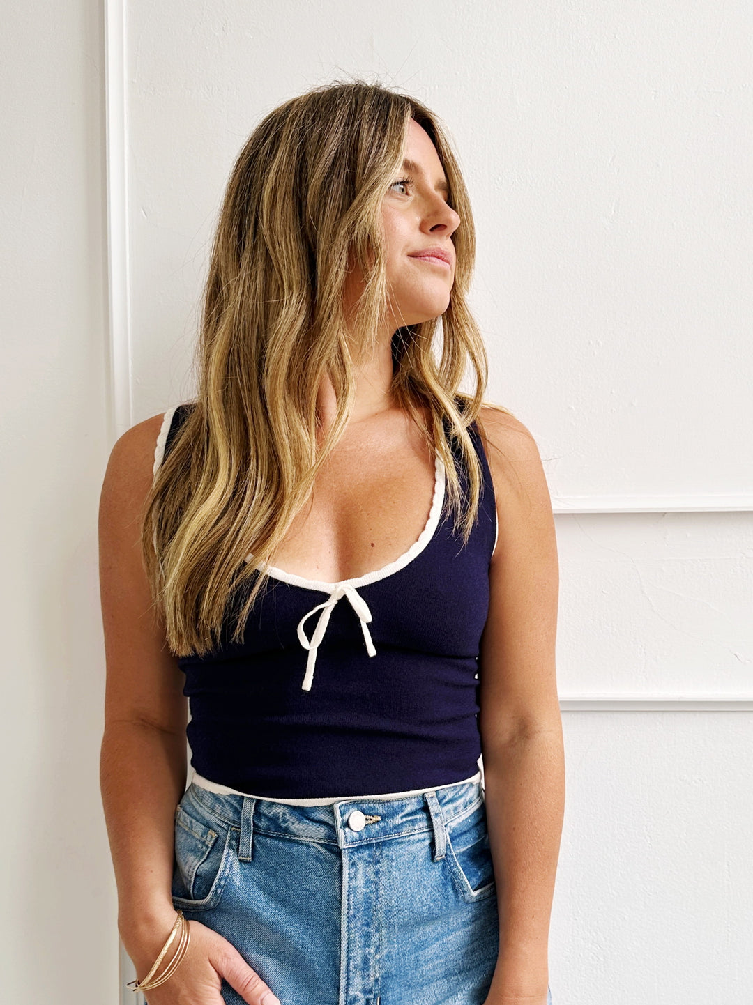 Sleeveless Sweater w/ Contrast Trim