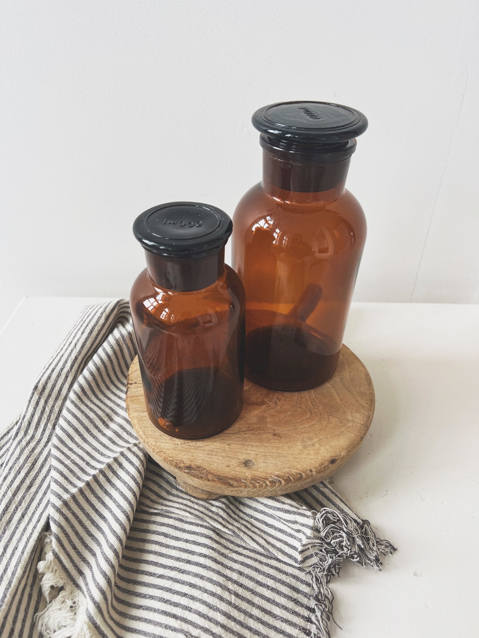 Amber Glass Bottle w/ Stopper - Spring Sweet