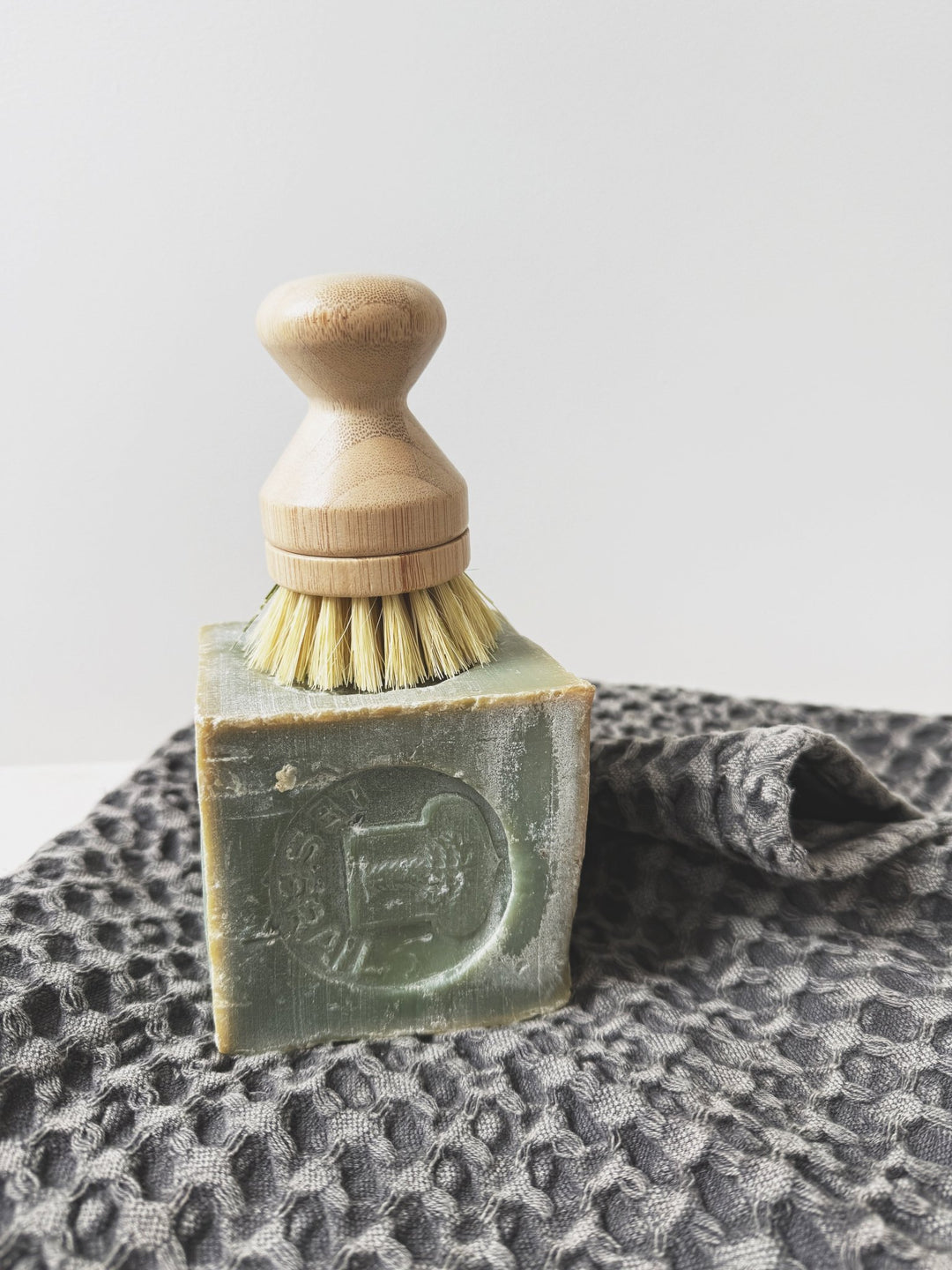 Bamboo Pot & Dish Brush - Spring Sweet