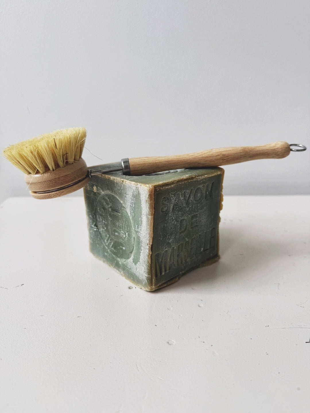 Bamboo Sisal Dish Brush - Spring Sweet