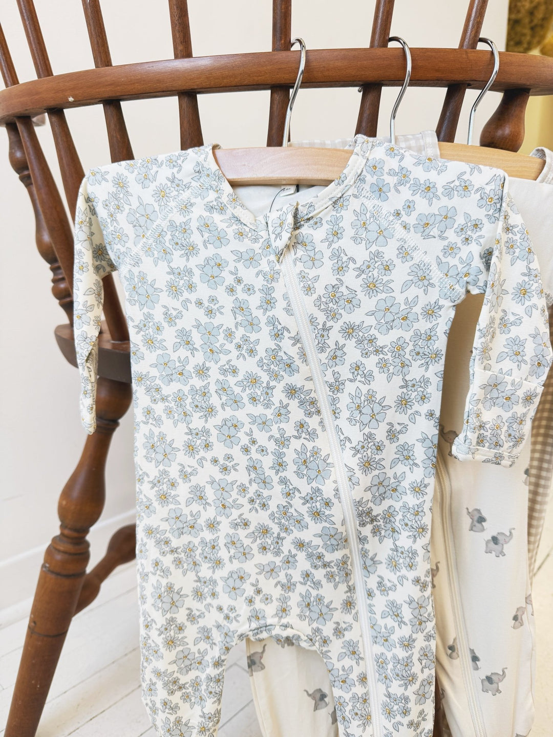 Bamboo Zip Footie - Spring Sweet