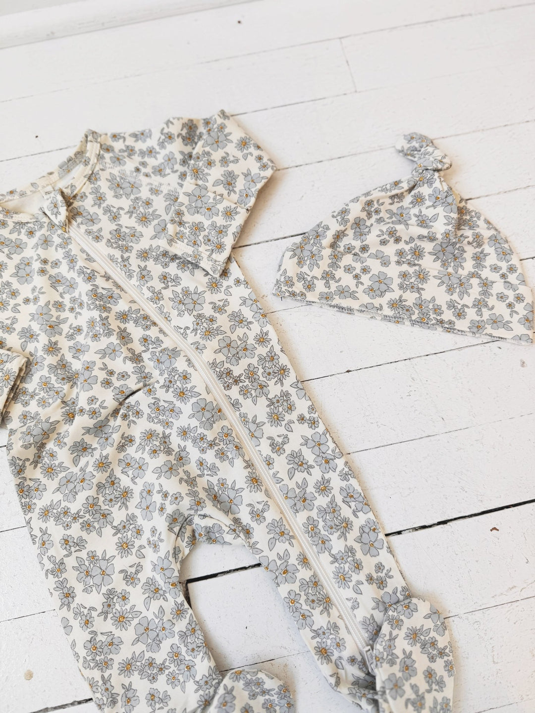 Bamboo Zip Footie - Spring Sweet