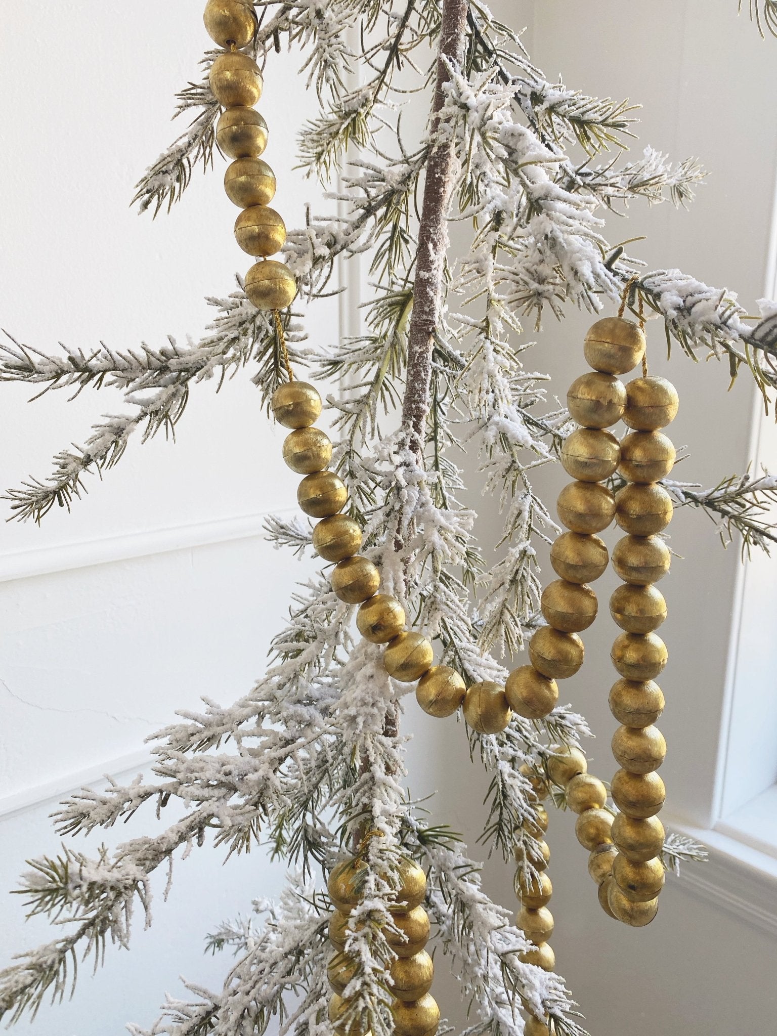 Embossed Metal Ball Garland - Spring Sweet