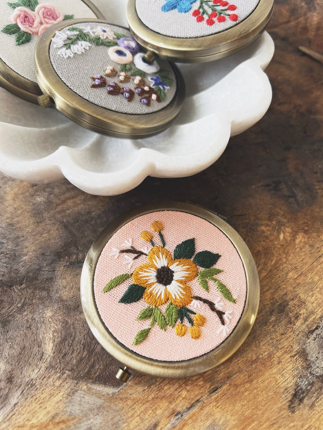 Floral Embroidered Compact Mirror - Spring Sweet