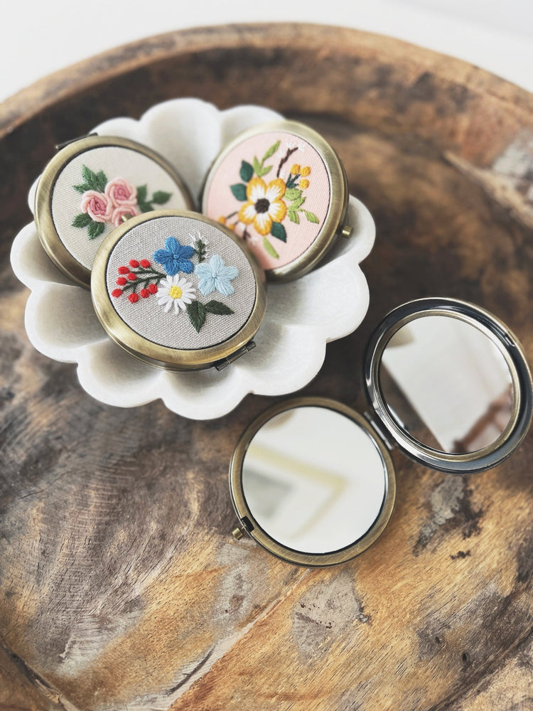 Floral Embroidered Compact Mirror - Spring Sweet