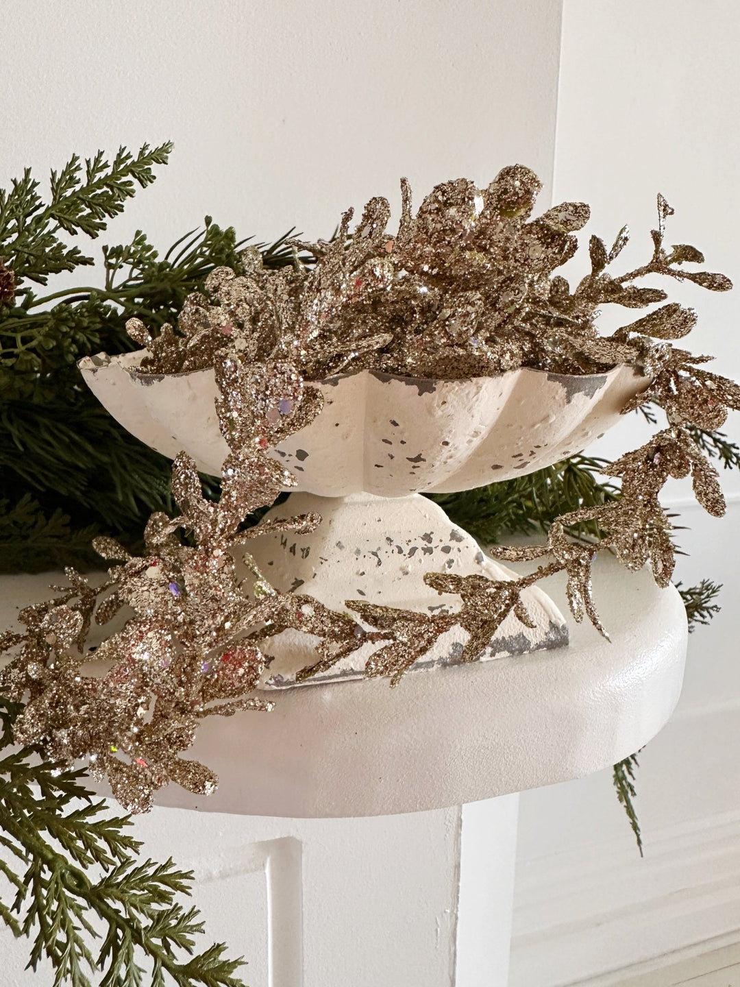 Glitter Boxwood Garland - Spring Sweet