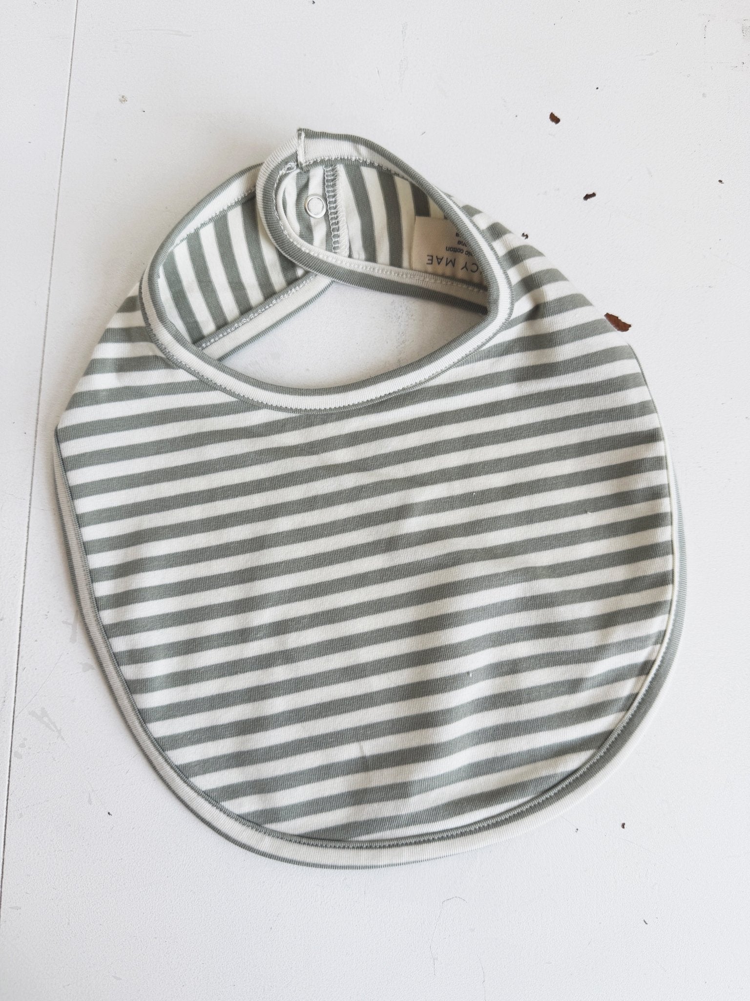 Jersey Snap Bib - Spring Sweet