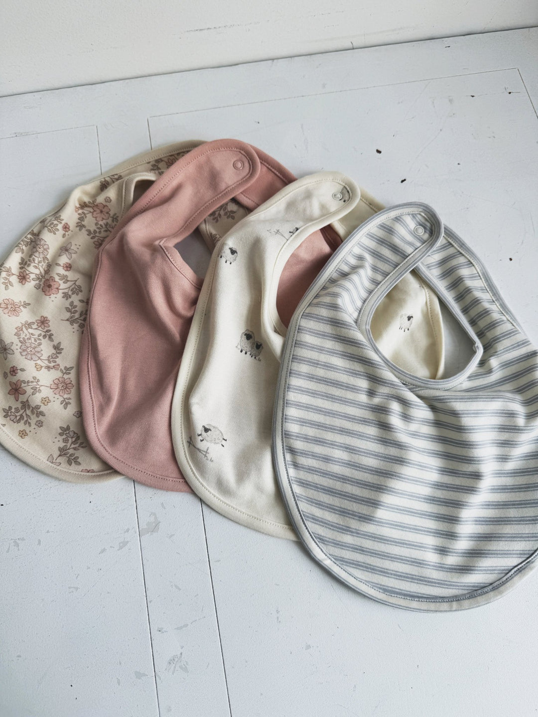 Jersey Snap Bib - Spring Sweet