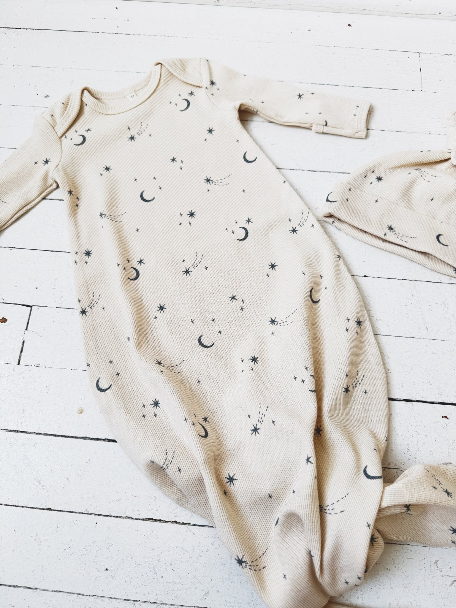 Knotted Baby Gown - Spring Sweet