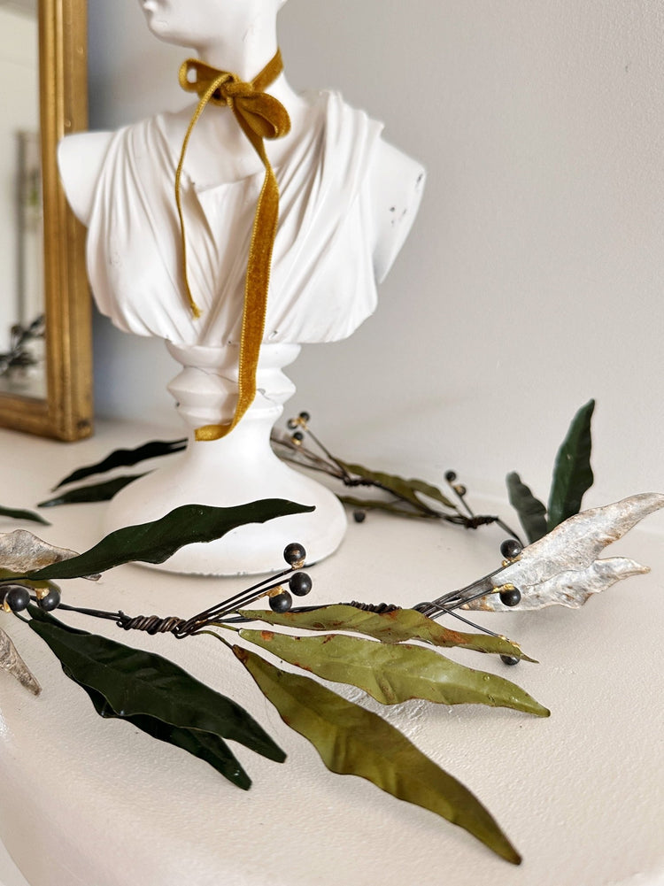 Leaves & Berries Metal Garland - Spring Sweet