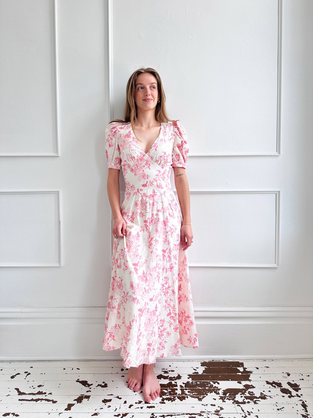 Linen Blend Midi w/ Puff Sleeves
