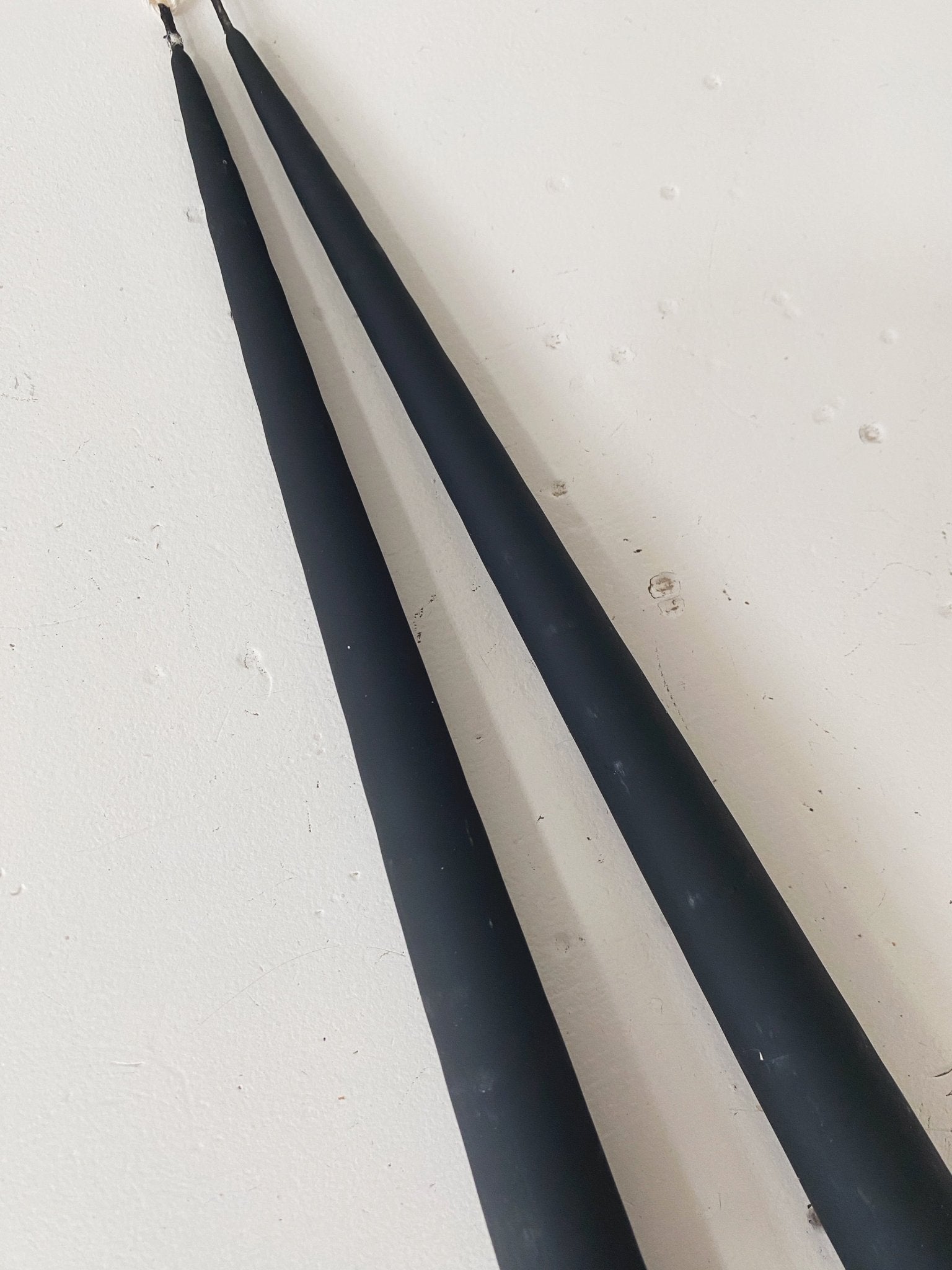 Matte Velvet Taper Candle - Spring Sweet