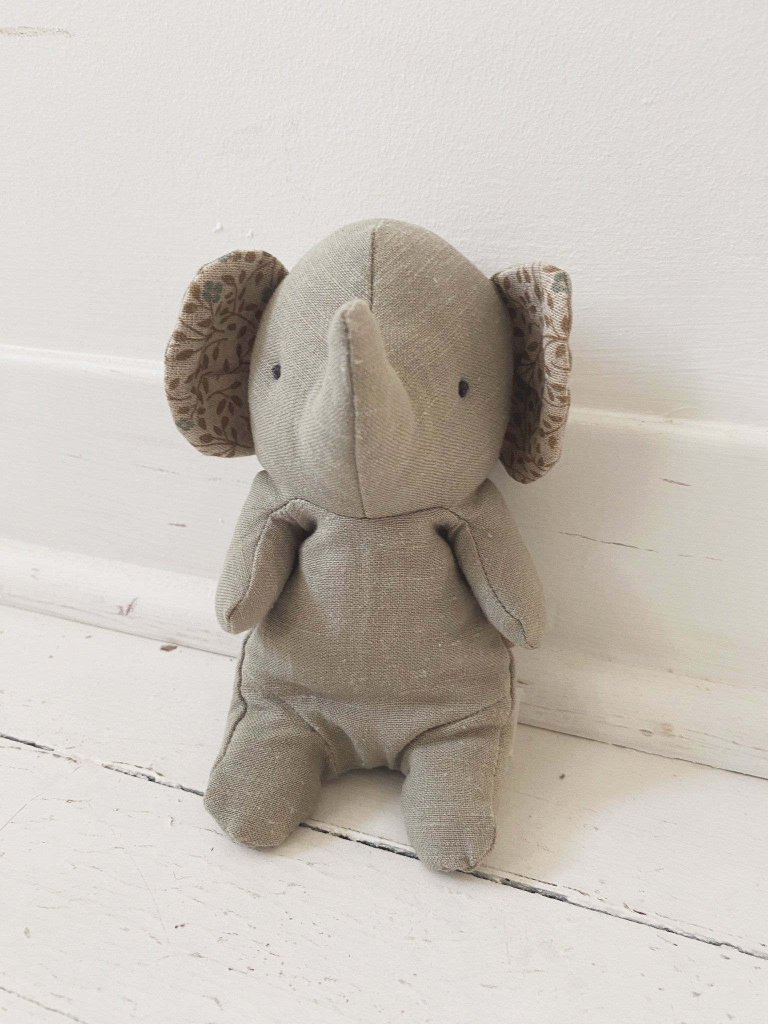 Mini Safari Animal - Spring Sweet