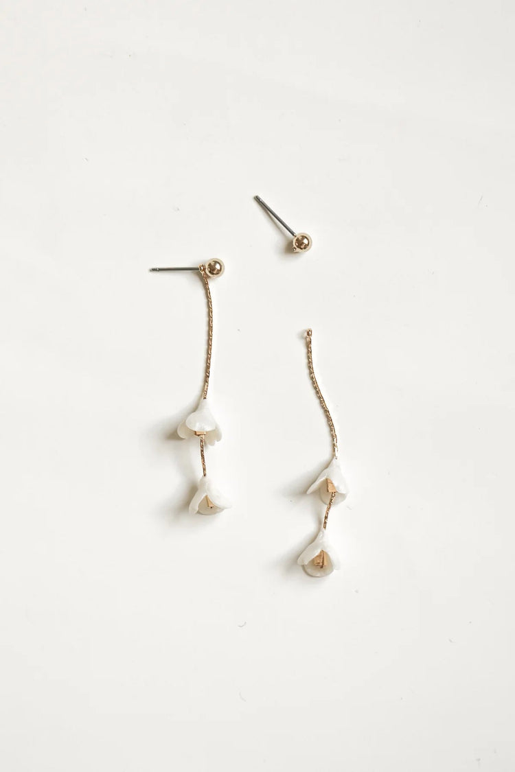 Minimal Blossom Strands - Spring Sweet