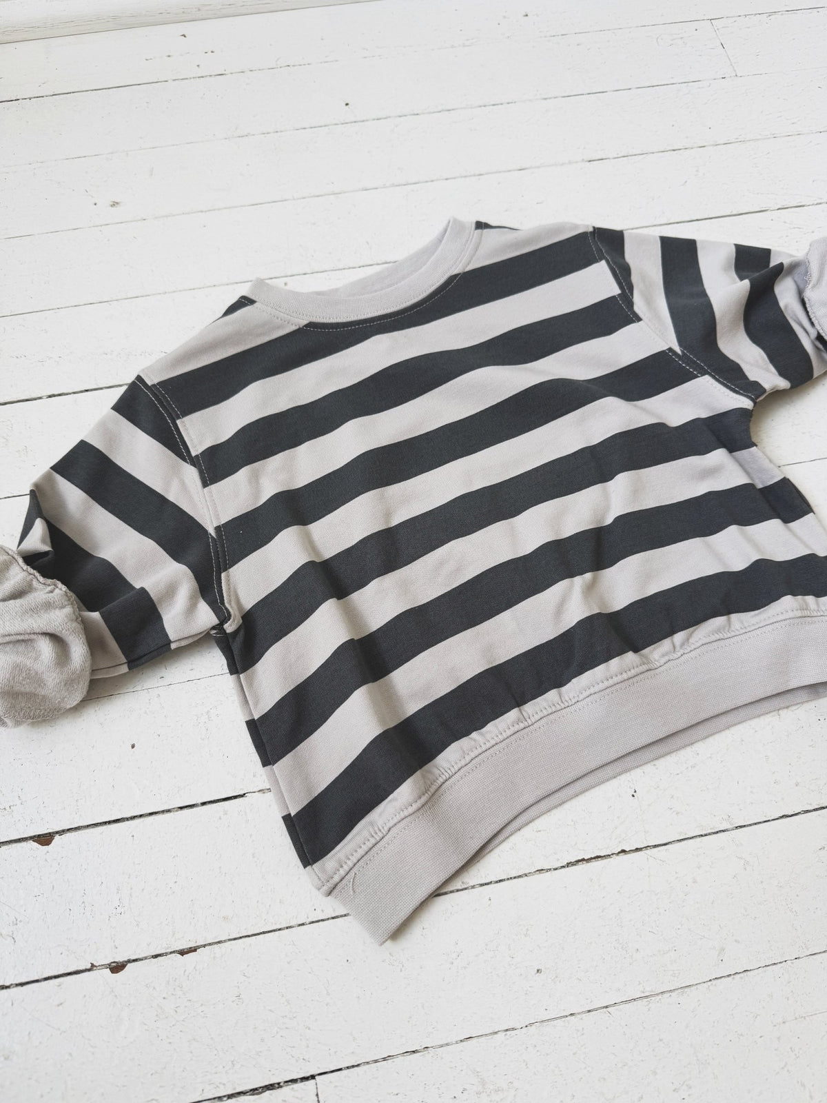 Oversized Crew Sweatshirt - Spring Sweet