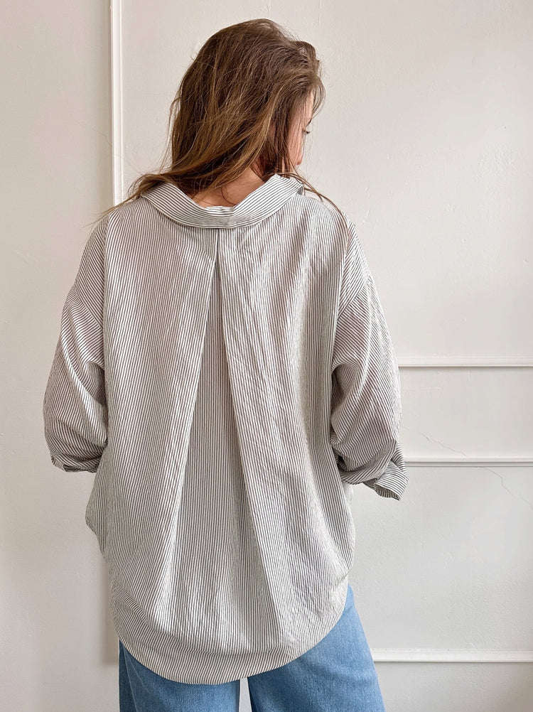 Oversized Lightweight Button - up - Spring Sweet