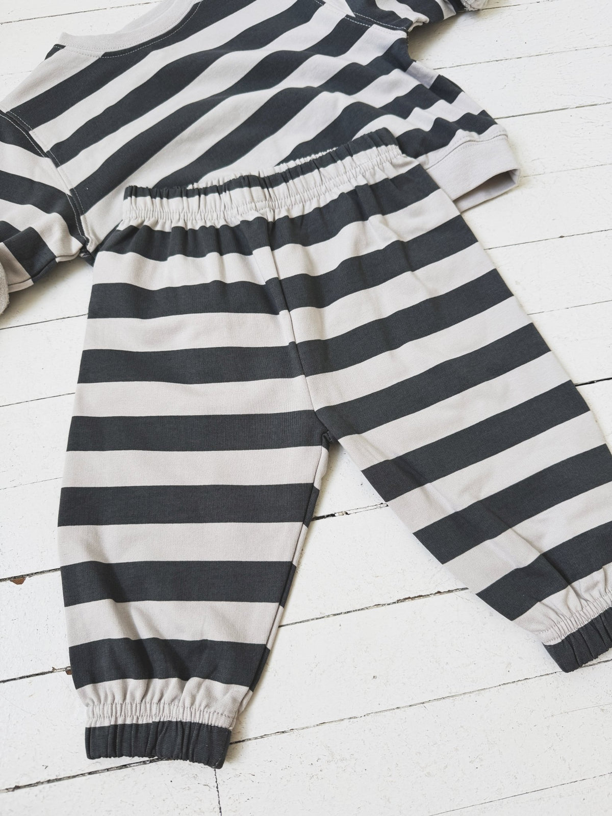 Oversized Sweatpants - Spring Sweet