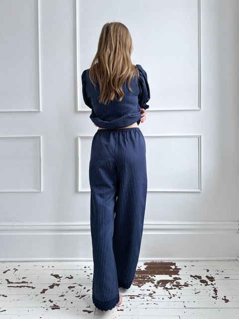 Pants w/ Scallop Edge - Spring Sweet