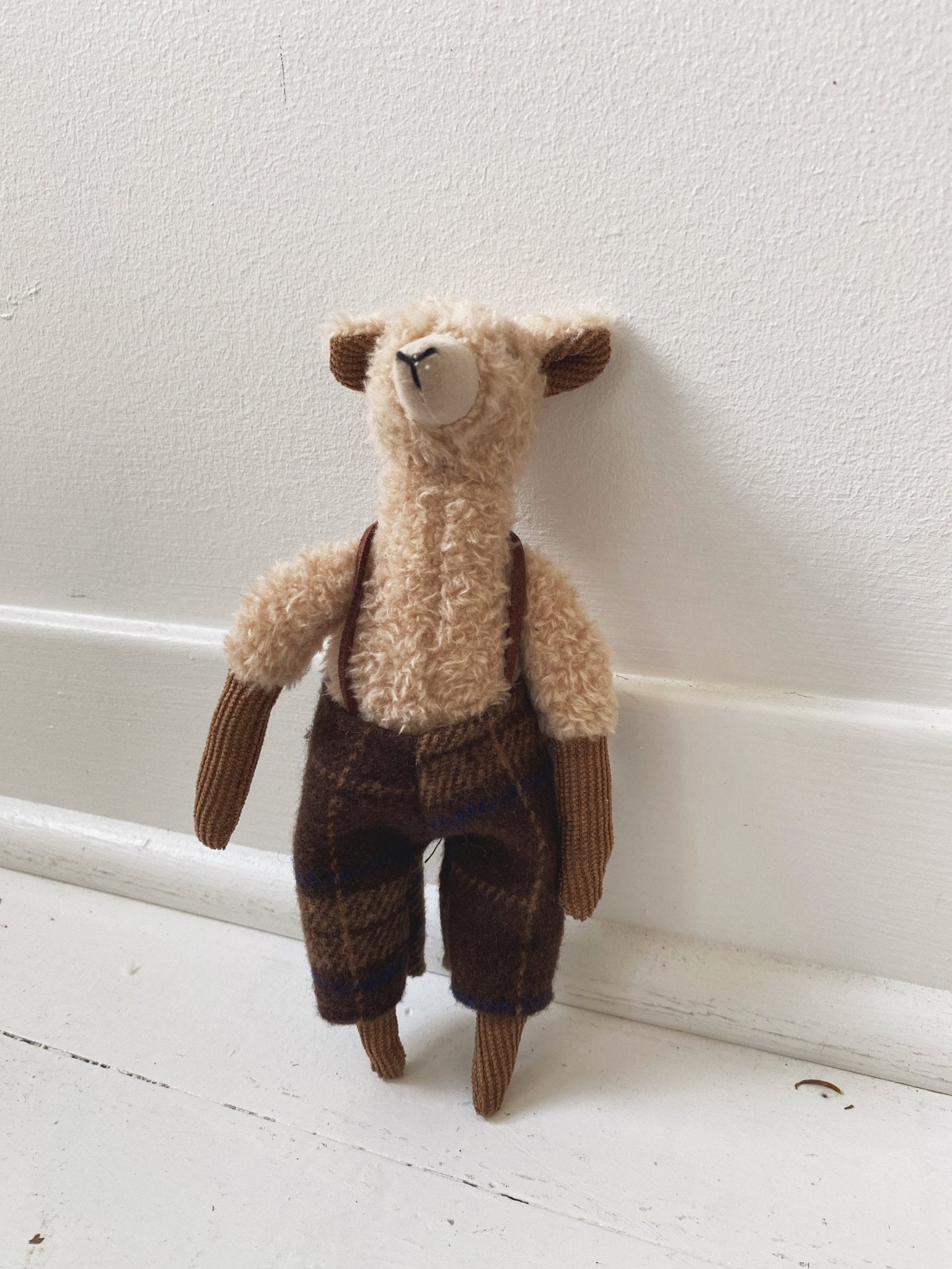 Plush Lama Doll - Spring Sweet