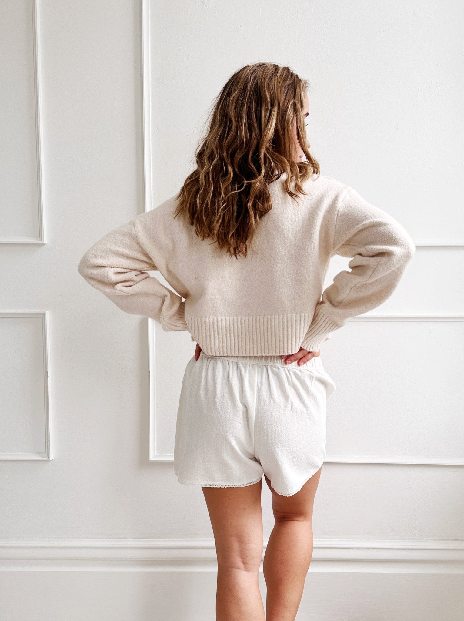 Round Neck Crop Sweater - Spring Sweet
