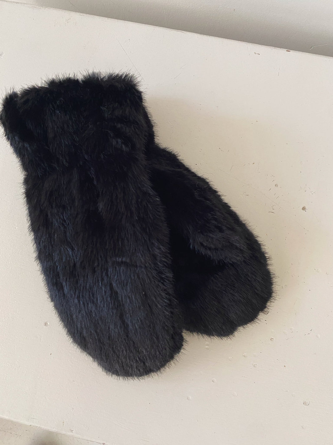 Seamed Faux Fur Mittens - Spring Sweet