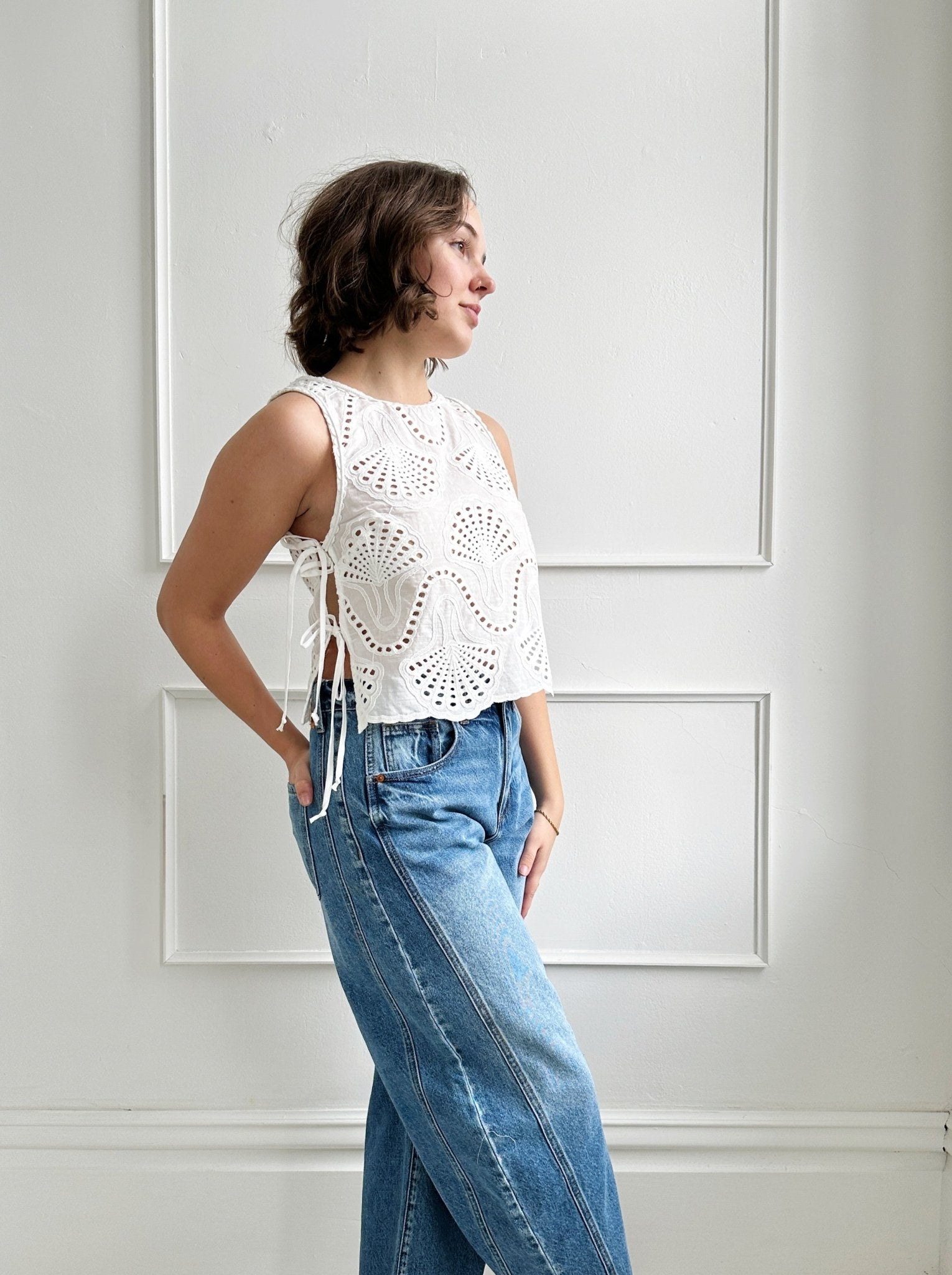 Shell Eyelet Tank w/ Ties - Spring Sweet