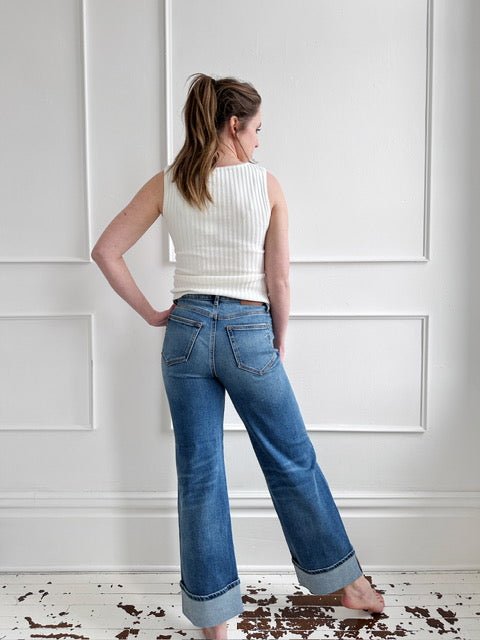 Slim Knit Sleeveless Sweater - Spring Sweet