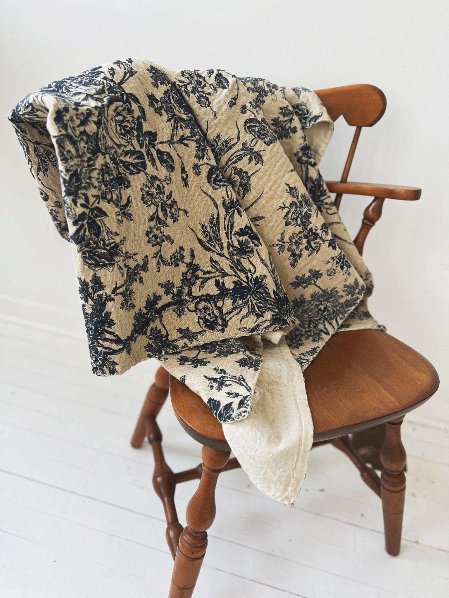 Stitched Throw w/ Toile Pattern - Spring Sweet