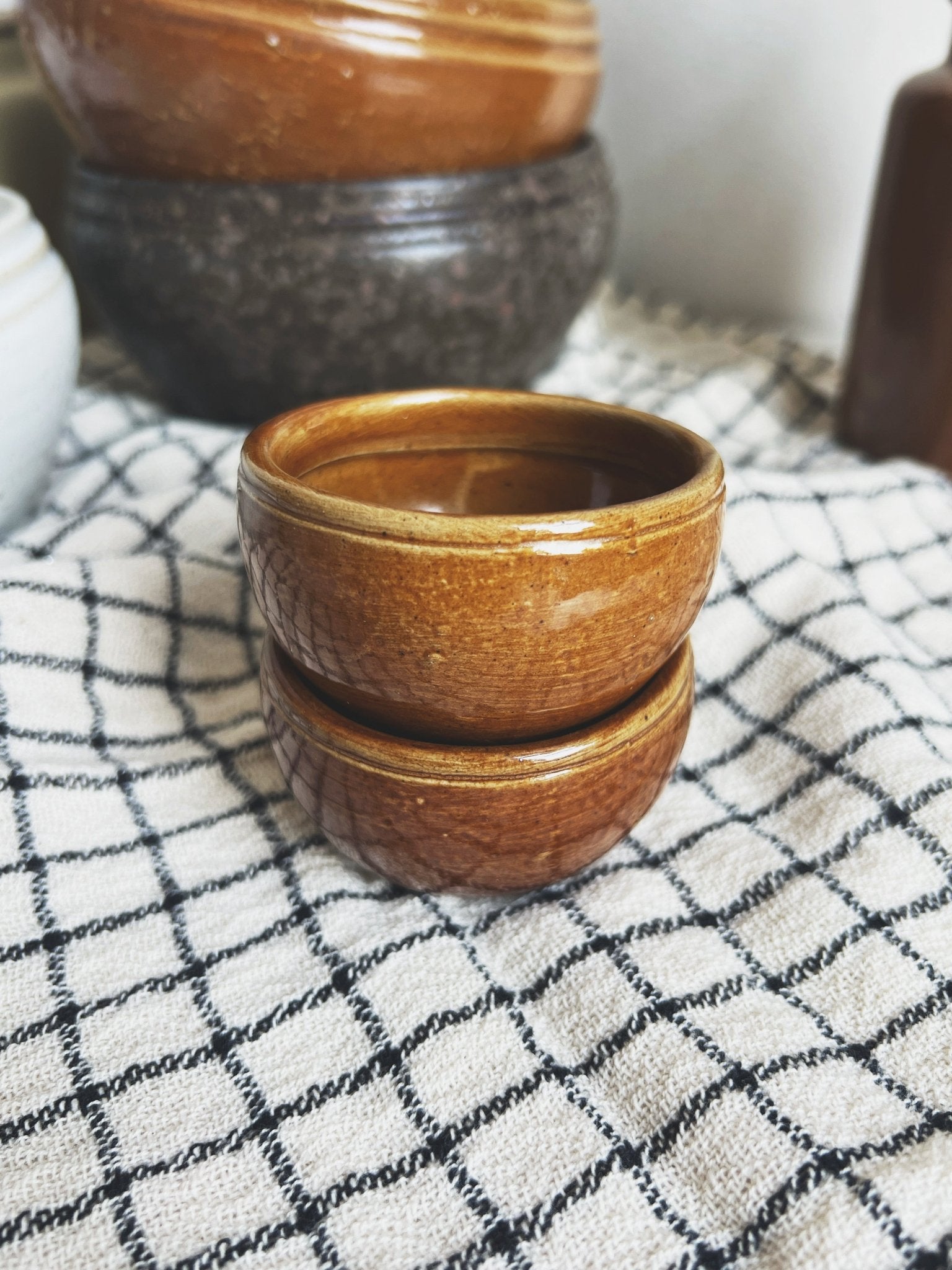 Stoneware Vintage Pinch Pot - Spring Sweet