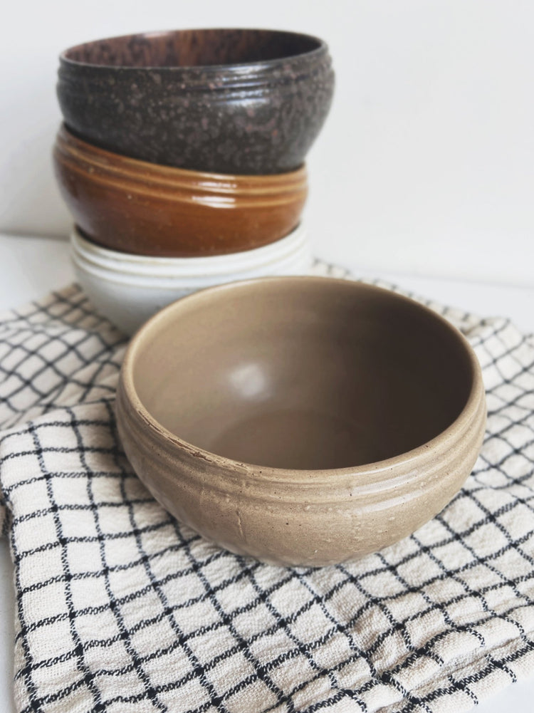 Stoneware Vintage Reproduction Bowl - Spring Sweet