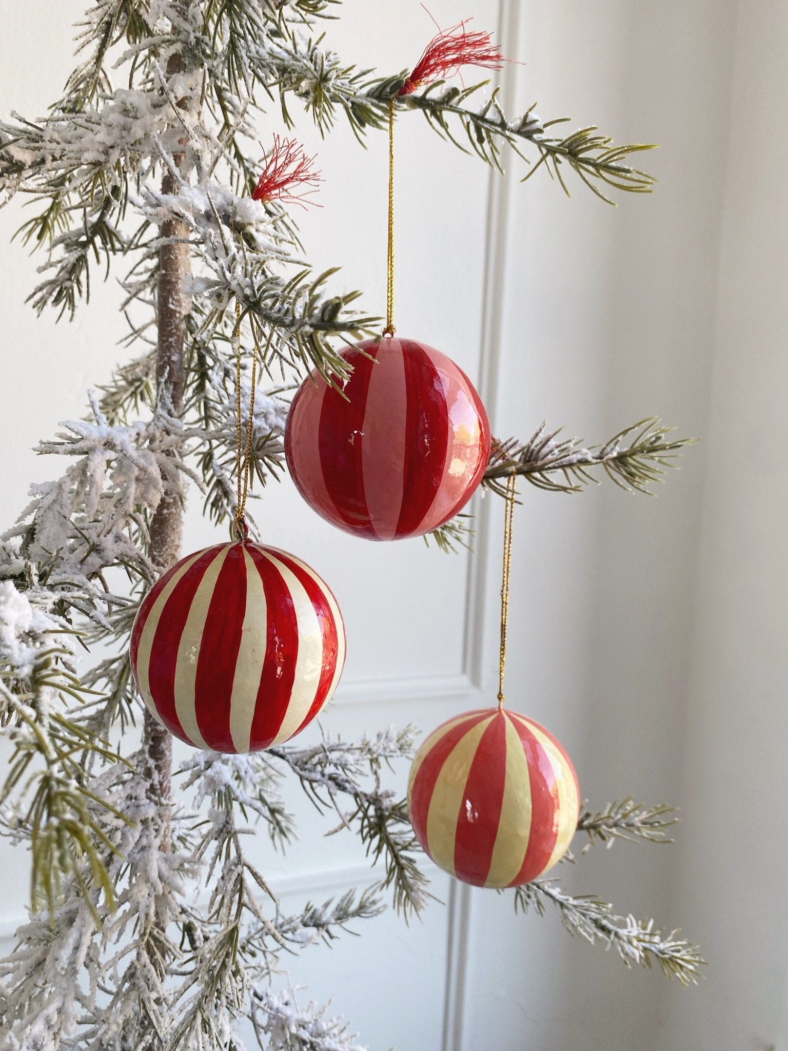 Stripe Paper Mache Ornamnet - Spring Sweet