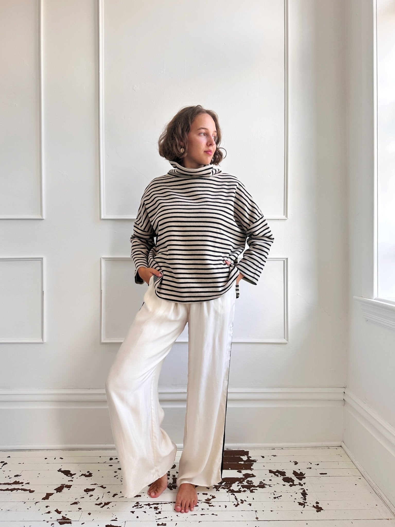 Thick Turtleneck w/Curved Hem - Spring Sweet