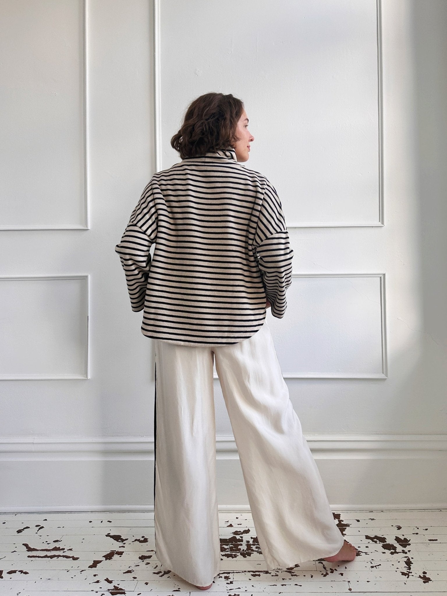 Thick Turtleneck w/Curved Hem - Spring Sweet