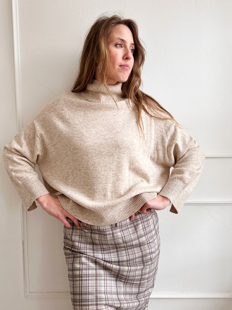 Turtleneck Sweater w/ 3/4 Sleeves - Spring Sweet