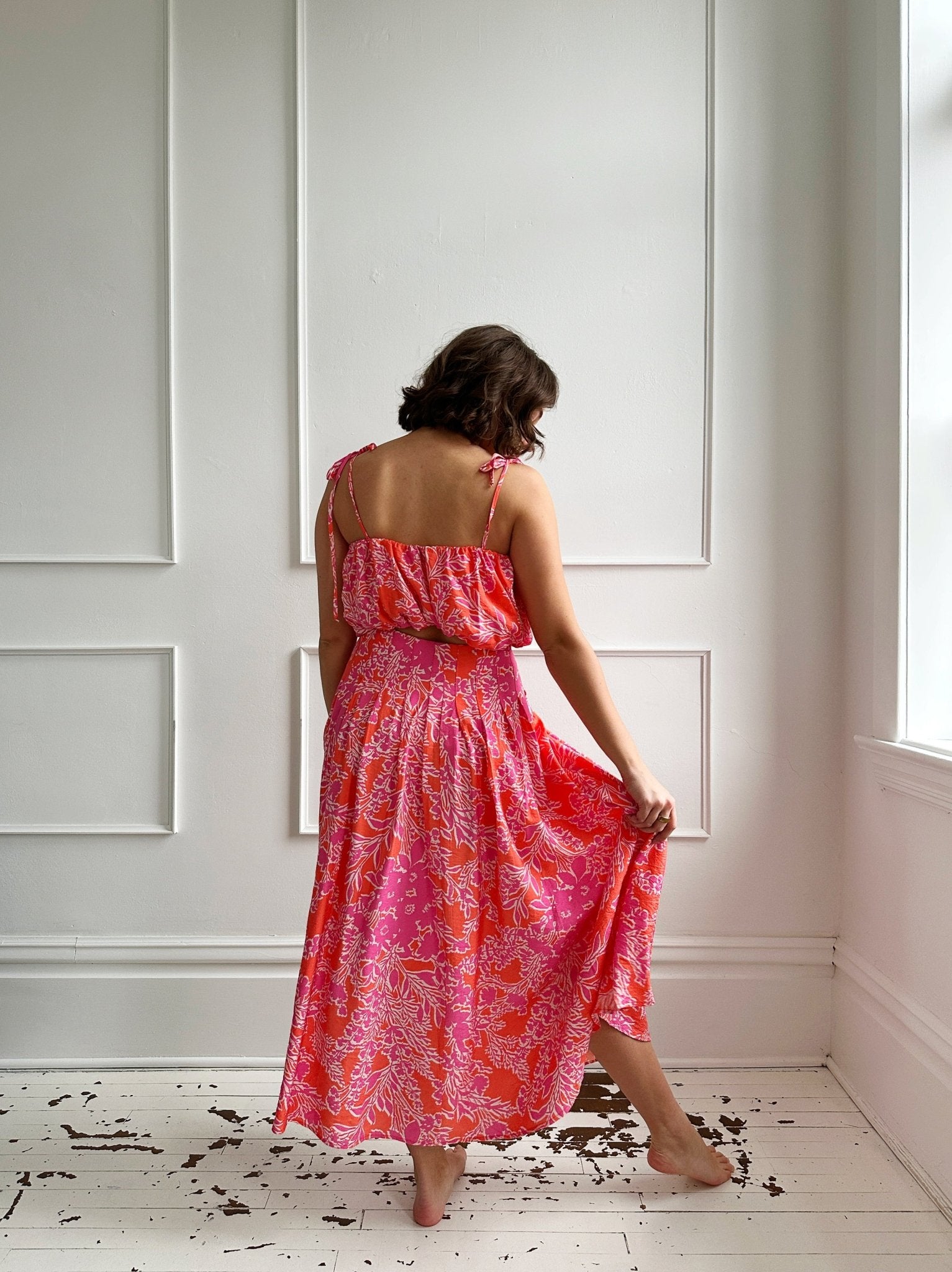 Vibrant Cropped Top w/ Ties - Spring Sweet