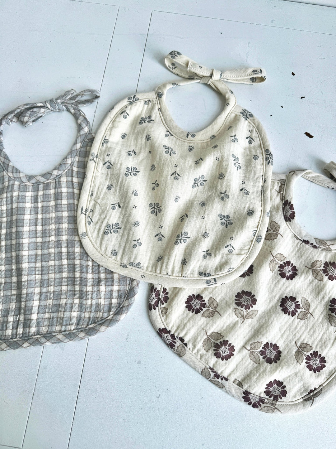 Woven Tie Bib - Spring Sweet