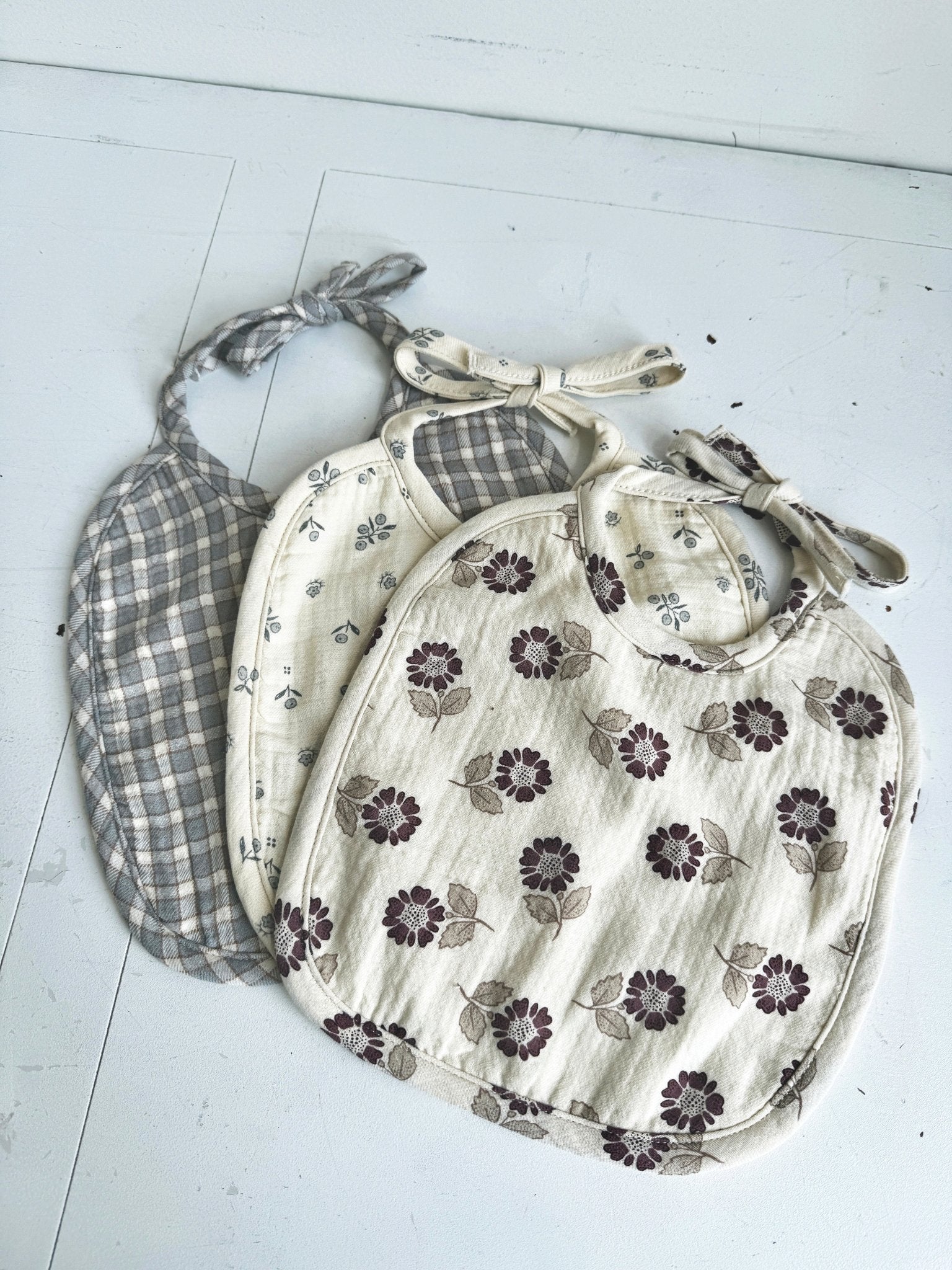 Woven Tie Bib - Spring Sweet