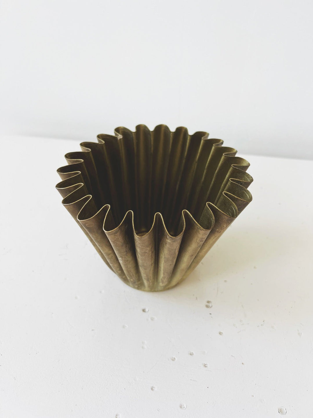 Brass Fluted Planter - Spring Sweet