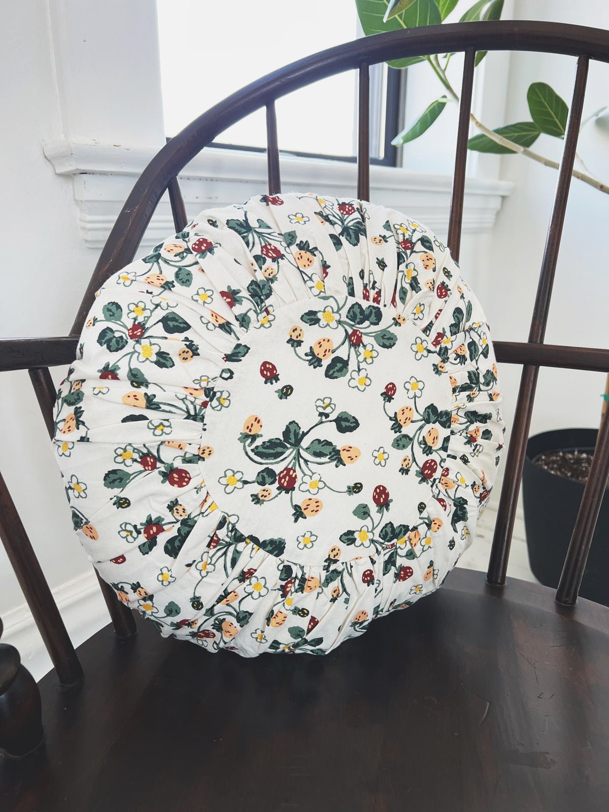 Floral Cotton Pleated Pillow - Spring Sweet