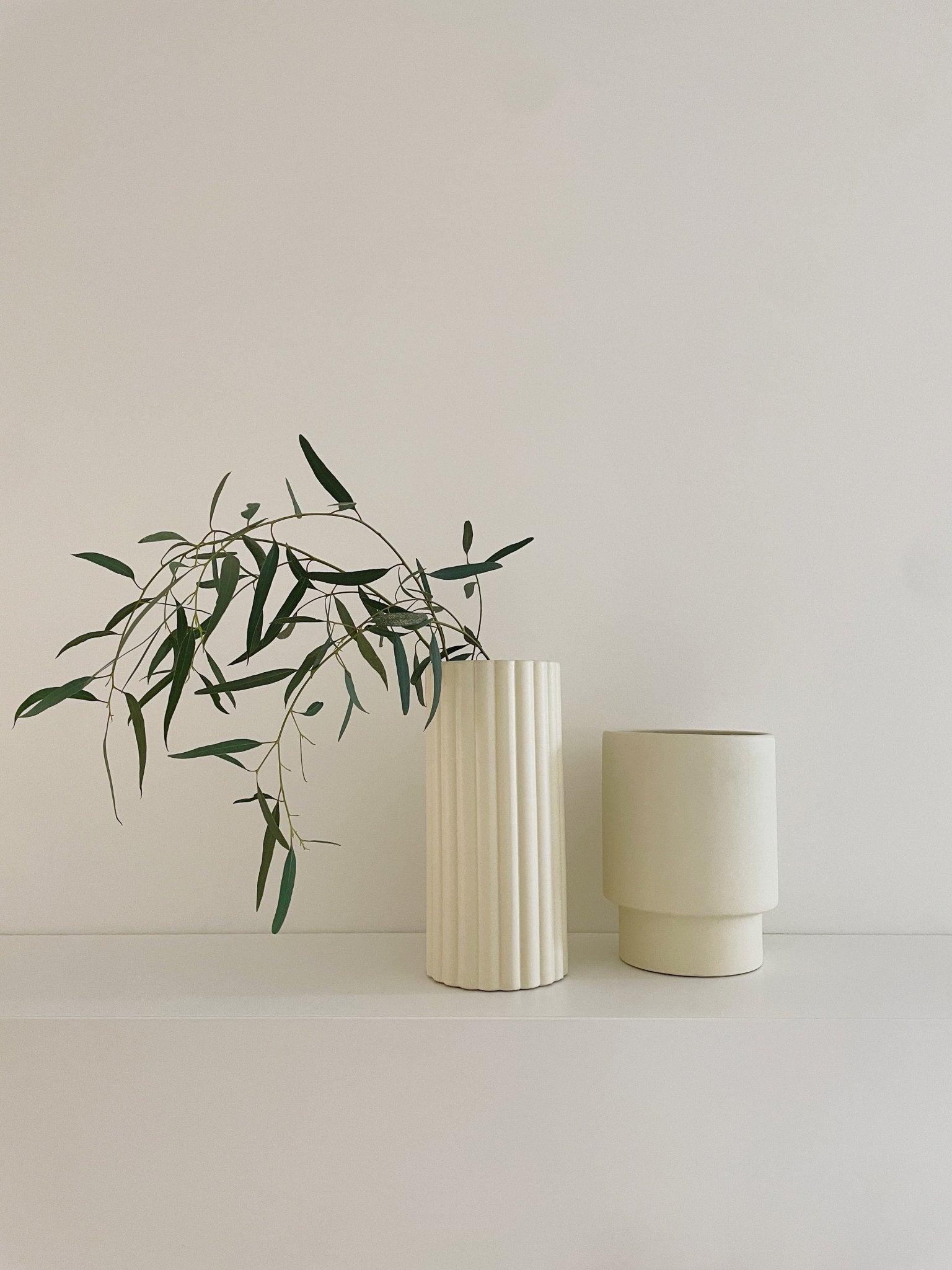 Modern Pedestal Ceramic Vase - Spring Sweet