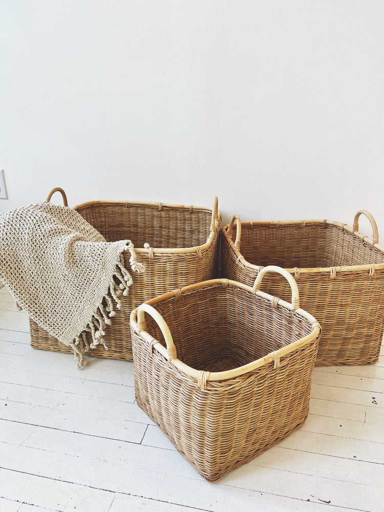 Rattan Baskets w/ Handles - Spring Sweet