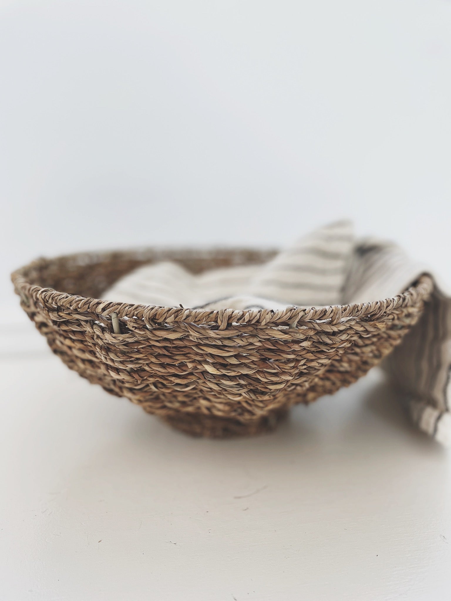 Seagrass Footed Bowl - Spring Sweet